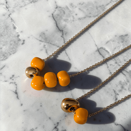 Maximilianas Ceramic Bead Necklaces in Orange
